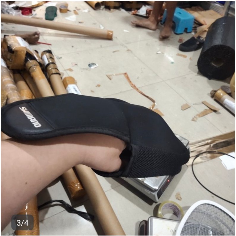 tas reel pancing pelindung  sarung reel bag besar muat 3000 sampai 12000