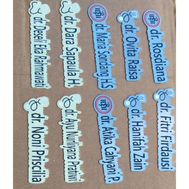 

Name tag ukir etching