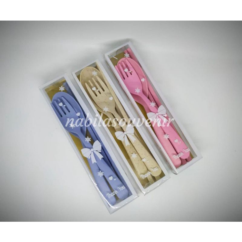 souvenir sendok garpu mika