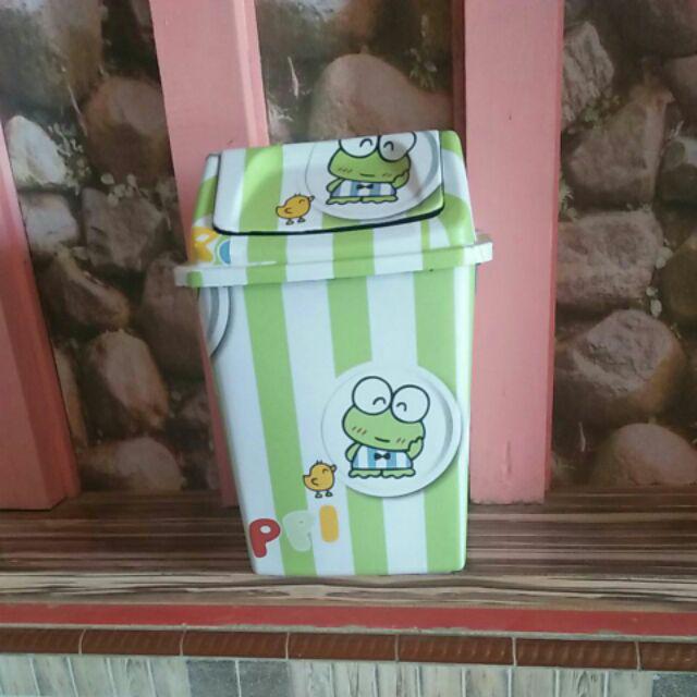Ready Stok / Bisa Cod/ Tempat Sampah Karakter 10 Liter Tutup Goyang (handmade)