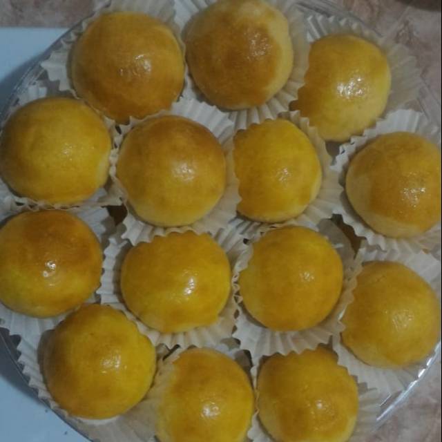 

Kue Lebaran Nastar Klasik Premium Butter Holman