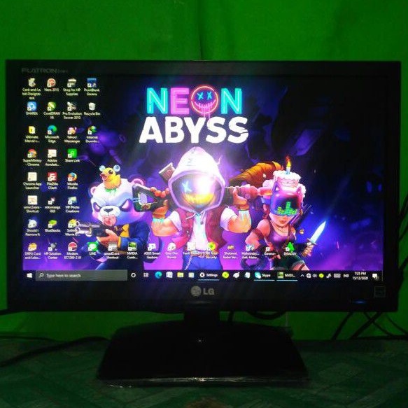 Monitor Pc Komputer LED LG 19inch wide E1941S