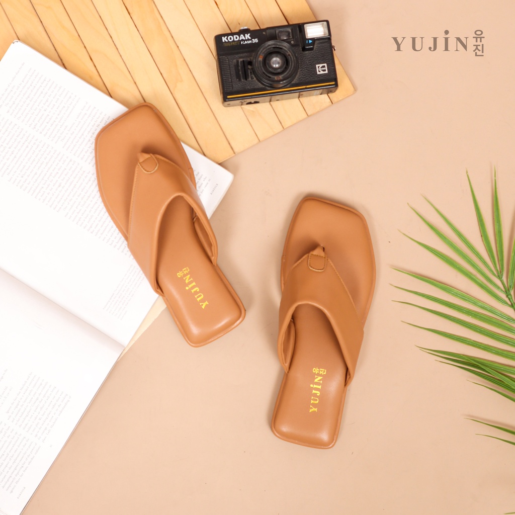 YUJIN Sandal Teplek Wanita Hana Korean Fashion Style