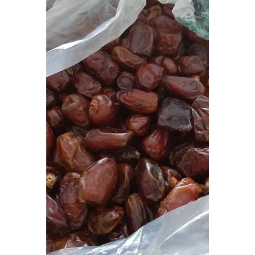 

Buah Kurma Berkualitas 500 g