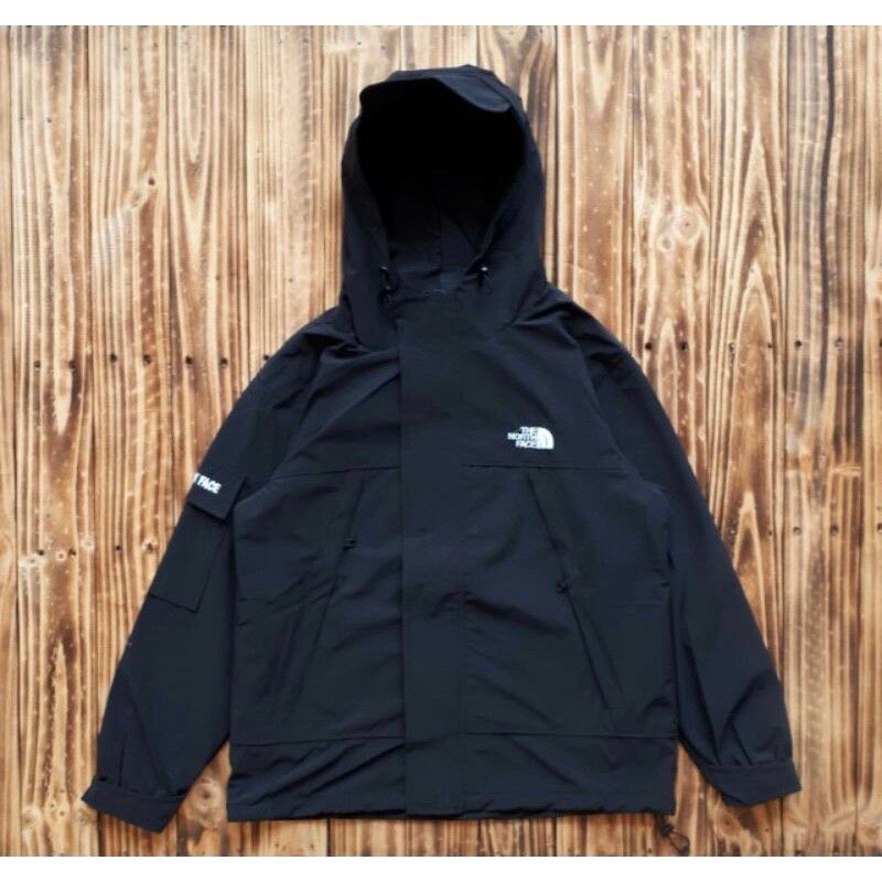 jaket cagoule tnf side pocket the north face