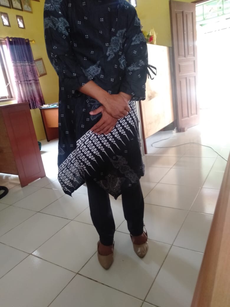 Terlaris Serut Genes Jelita Tunic Navbor Yelbor Whitbor Creambor Tunik Batik Modern Hrb030 Dolbi Dob