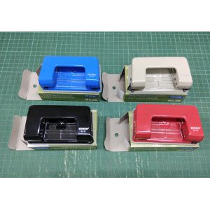 

Dijual Pembolong kertas KENKO No 30 terbatas