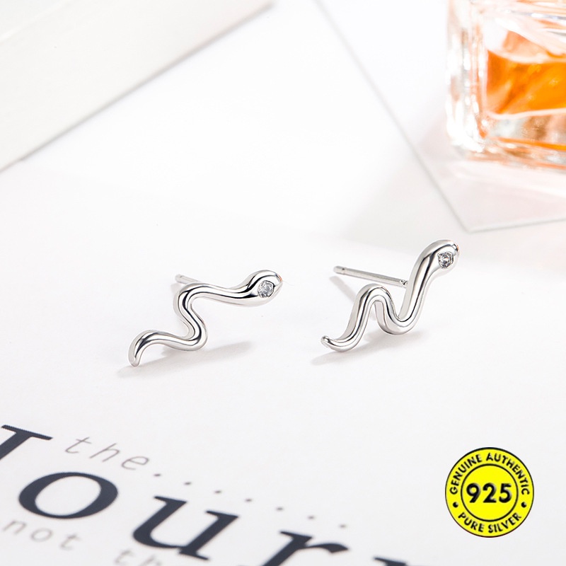 Anting Tusuk Motif Ular Bahan Sterling Silver 925 Anti Alergi Untuk Unisex / Pria / Wanita
