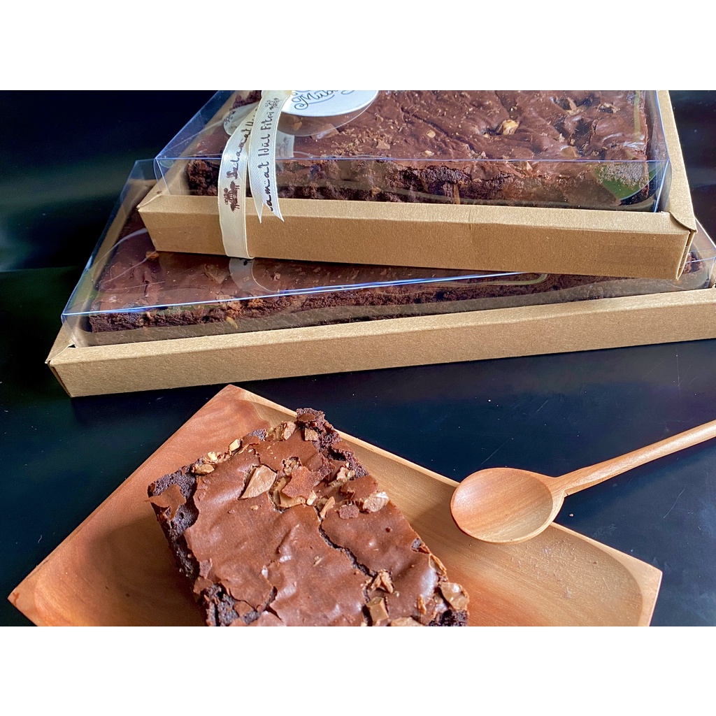 

BROWNIE PANGGANG | BROWNIE FUDGY | BROWNIE SILVERQUEEN