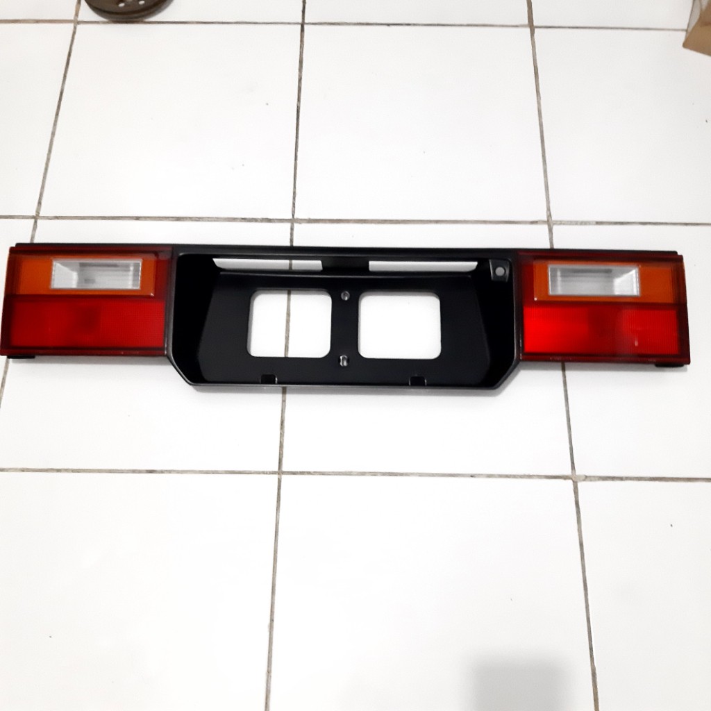 Garnish Lampu Stop Bagasi Mobil Honda Accord Prestige 88 ORIGINAL