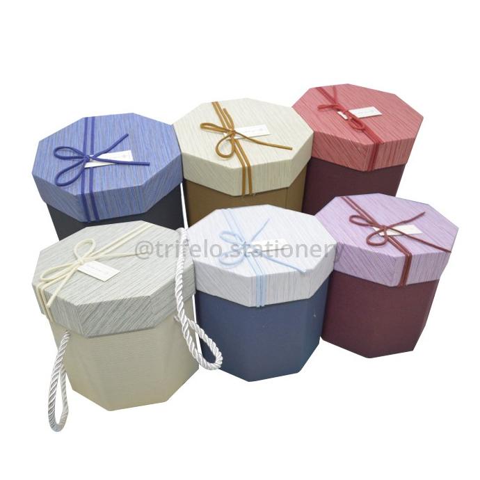 

[COD] Kotak kado / Gift box Hexagonal + tali 4009-11 [COD]