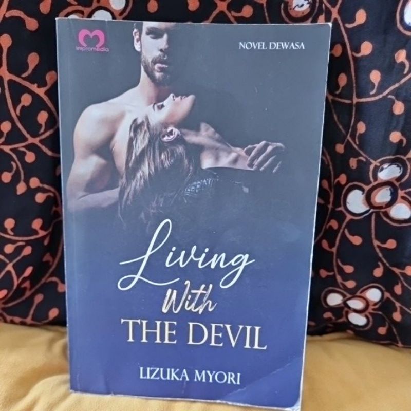 Living with The Devil - Lizuka Miyori