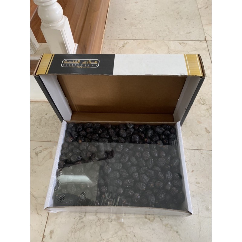 

Kurma Ajwa Organik Castelfarm