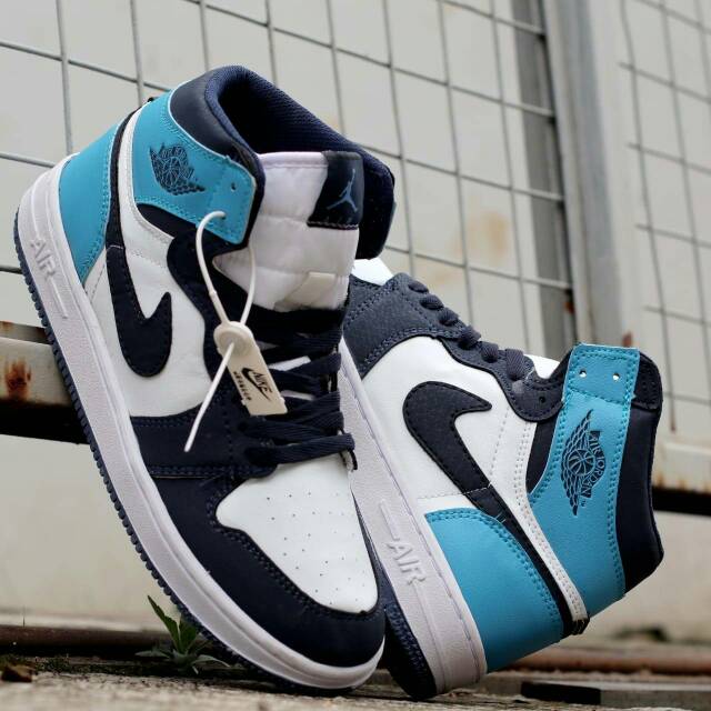 Nike Air Jordan Biru Putih Sepatu Basket Size 40 44 Shopee Indonesia
