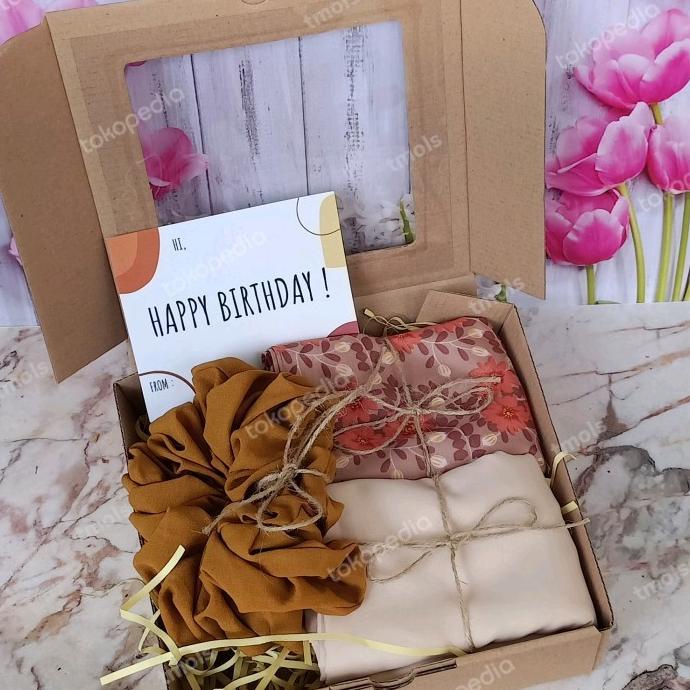 

Best Product!!! Paket Hampers Hijab Kado Ulang Tahun Idul Fitri Kado Wisuda - Paling Dicari
