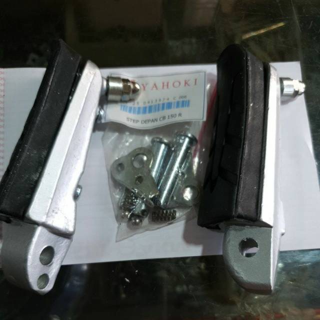 STEP DEPAN CB150R