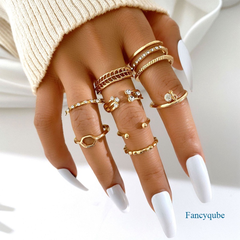 Fancyqube 8Pcs / Set Cincin Emas Mutiara Bintang Gaya Retro Untuk Aksesoris Wanita