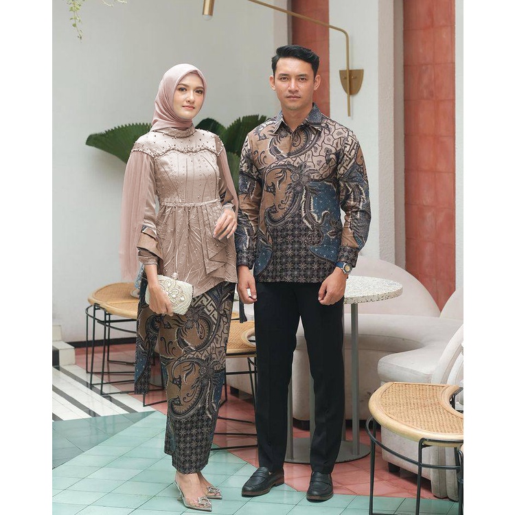 COUPLE KAMALIA/ BATIK COUPLE/ SET KEBAYA/ KEMEJA/ KEBAYA WISUDA/ KEMEJA BATIK/ KEBAYA LAMARAN/ SARIM