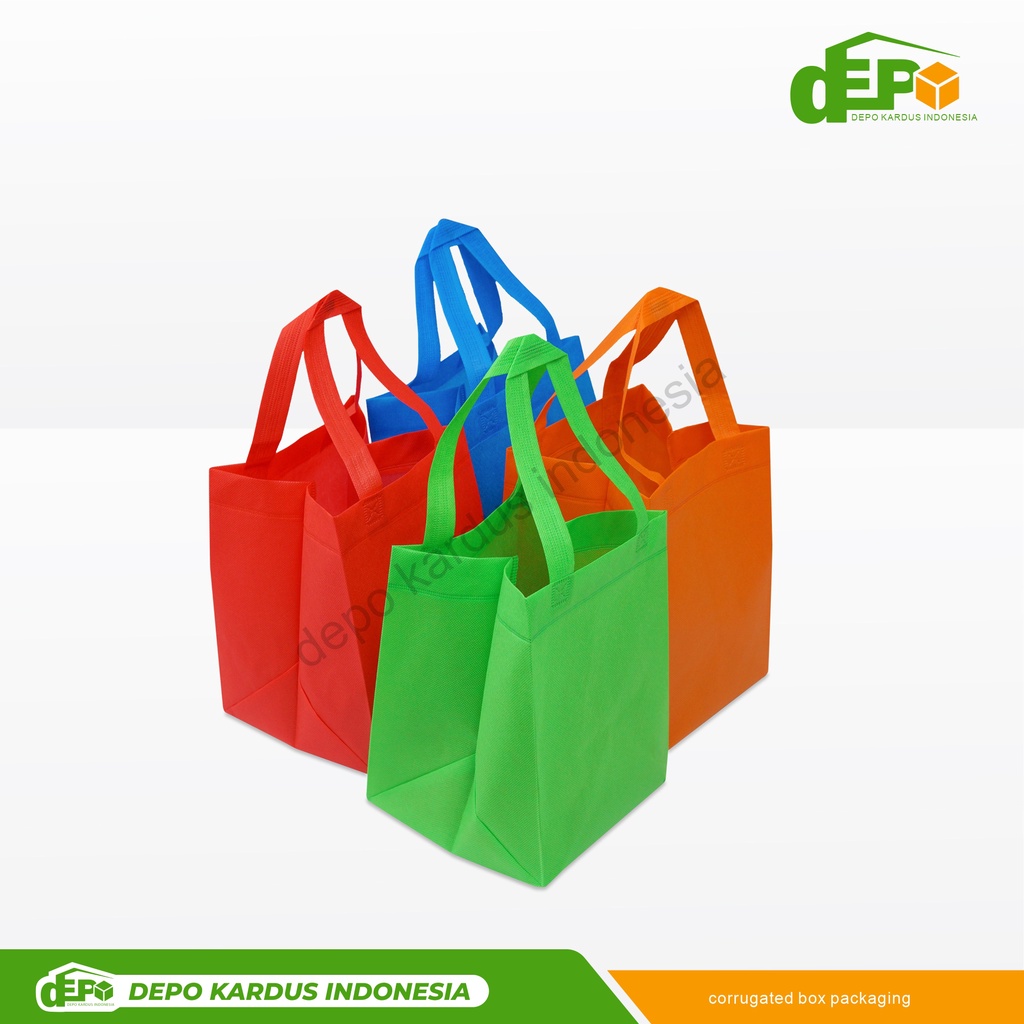 

Tas Spunbond 3D Depo Kardus (19X18,5X25,5 Cm) Tasspunbond/Goodiebag/Taskain/Taskado