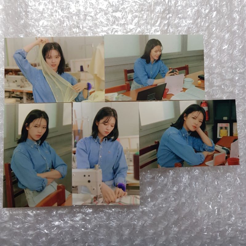 TWICE UNIVERSITY TRADING CARD JEONGYEON SET