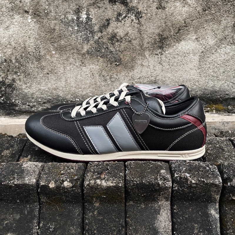 Sepatu Macbeth Brighton Leather Medium Grey 100% Original Resm Store