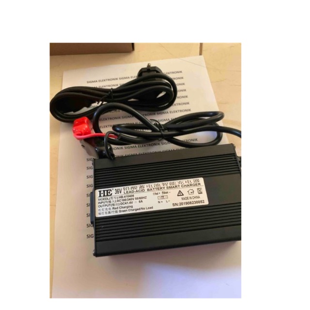 CHARGER AKI KERING 36V 6Ah