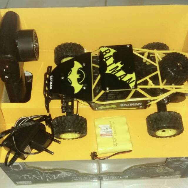 Mobil Jeep karakter Batman RC