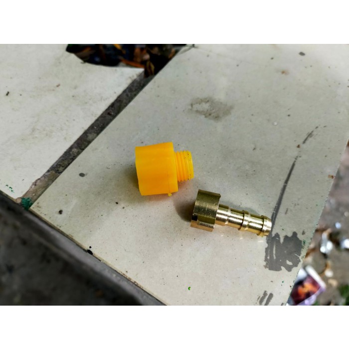 Konektor Nepel Female Drat 1/4 inch Bahan kuningan - Model kuping