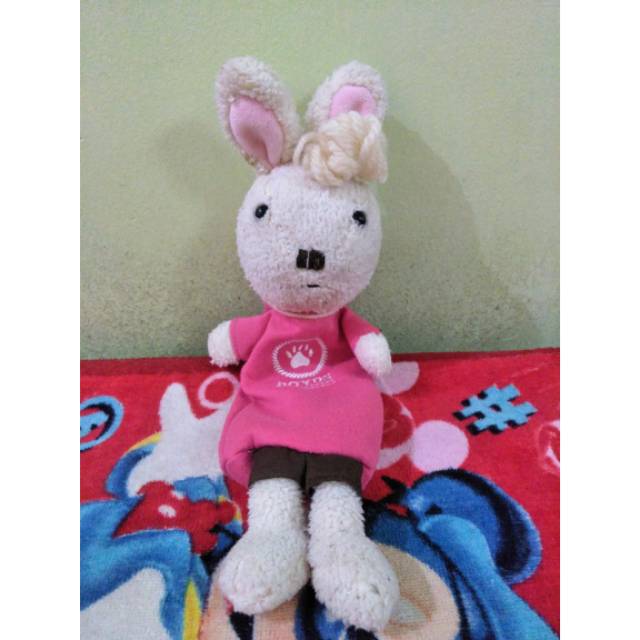 

Tempat pencil kelinci pink