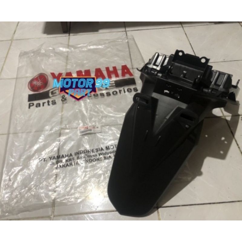 Spakbor Slebor Belakang Nmax Tabung 2018-2021 Asli Original Yamaha