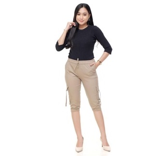Celana Pendek Wanita 7/8 Kantong Cargo Timang Joger dan Polos