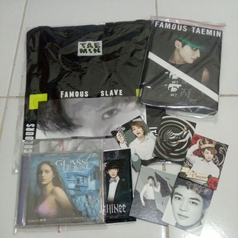 Taemin Famous Album & T-shirts Taemin famous (baca deskripsi)