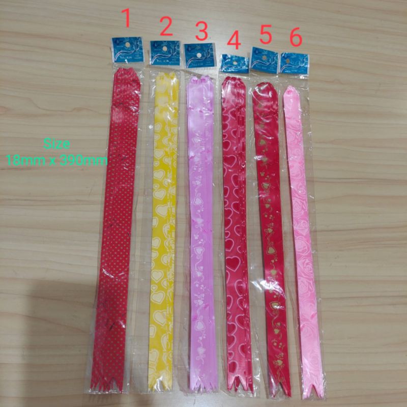 

Pita Serut Size 18mm x 390mm Pita Tarik Kado Souvenir