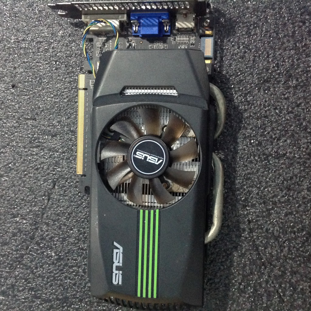 ASUS GeForce GTS 450 (Fermi) GB 128-bit GDDR5 Masaüstü