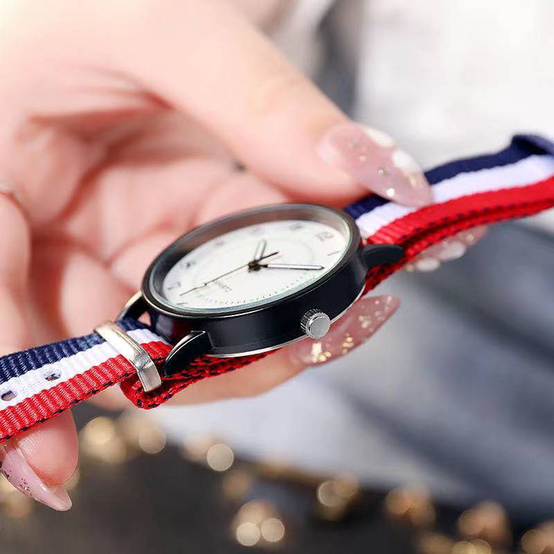 Jam Tangan Analog Kanvas Quartz Unisex Fashion Korea Aksesoris Fashion Import