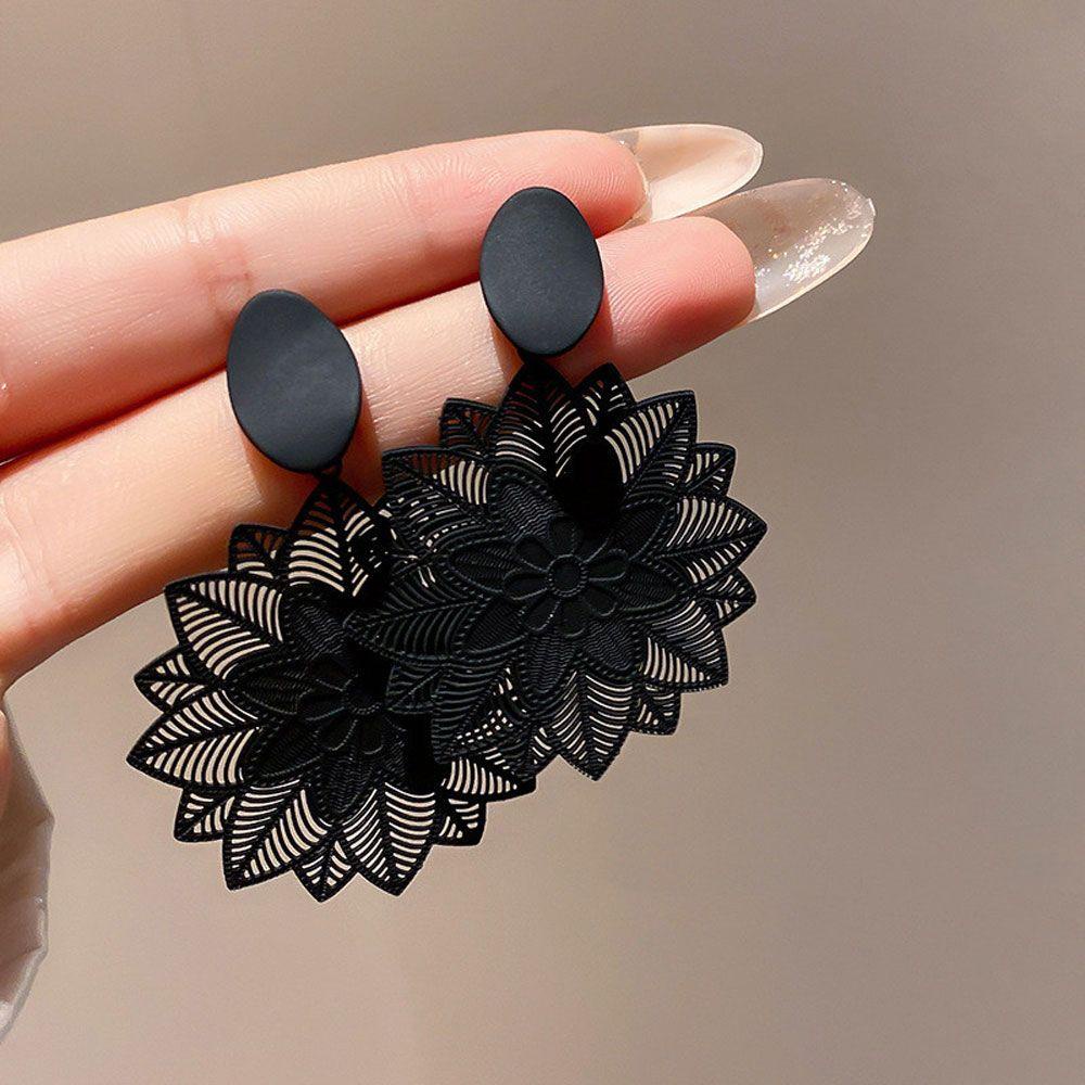 Anting Nanas Gothic Berlebihan Temperamen Bunga