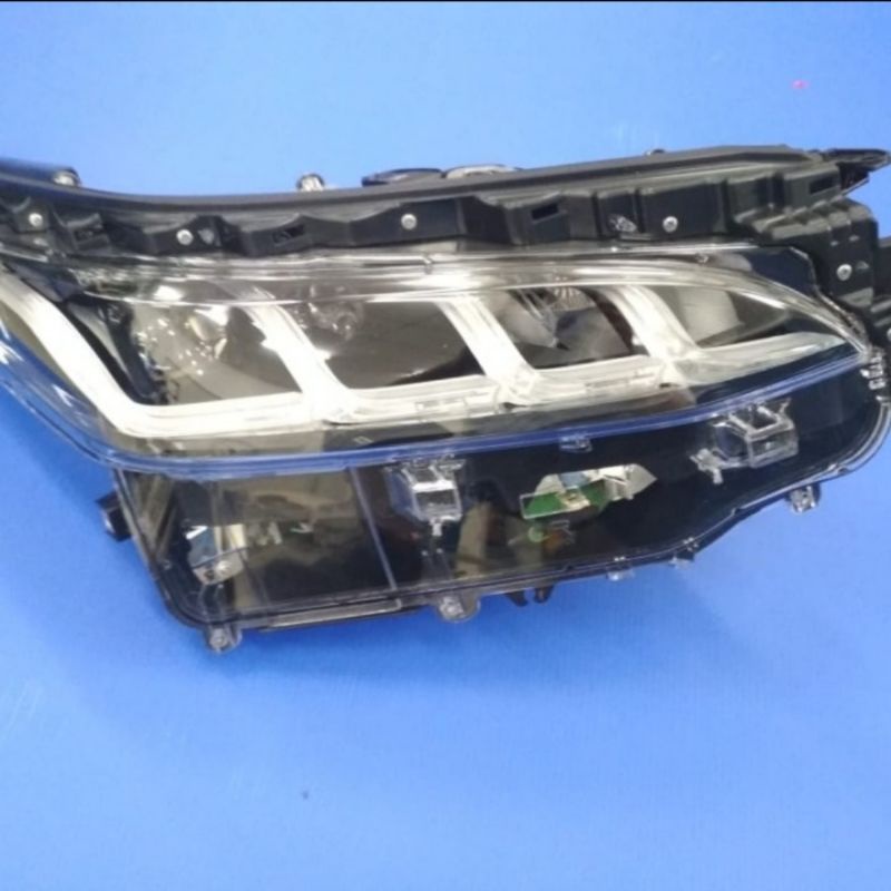 Lampu headlamp fortuner TRD facelift legender 2020-2021