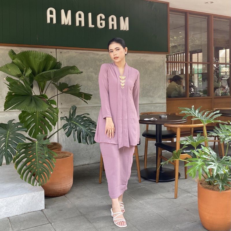 [ JUMBO ] ONE SET KURUNG MELAYU KEBAYA KUTU BARU BAHAN KATUN YORIS  PREMIUM FIT BODY