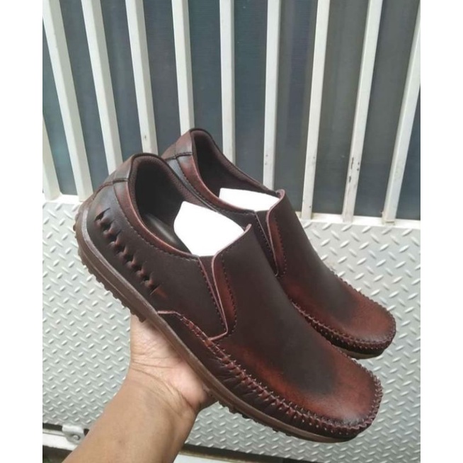 SEPATU KASUAL KULIT ASLI BERKUALITAS TINGGI