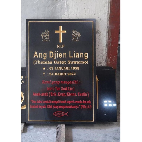 Papan Nisan Granit Hitam
