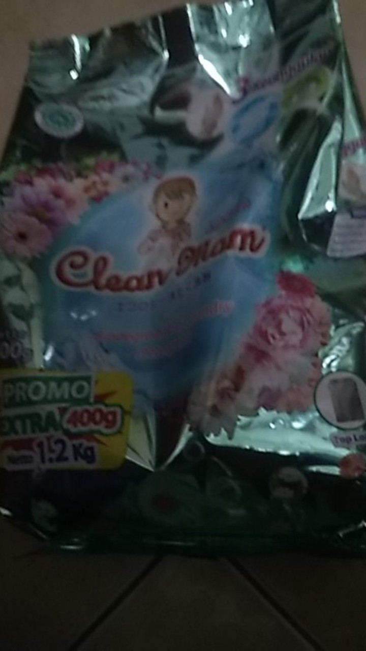 Deterjen Clean Mom Sabun Cuci Baju Bubuk 1,2 Kg