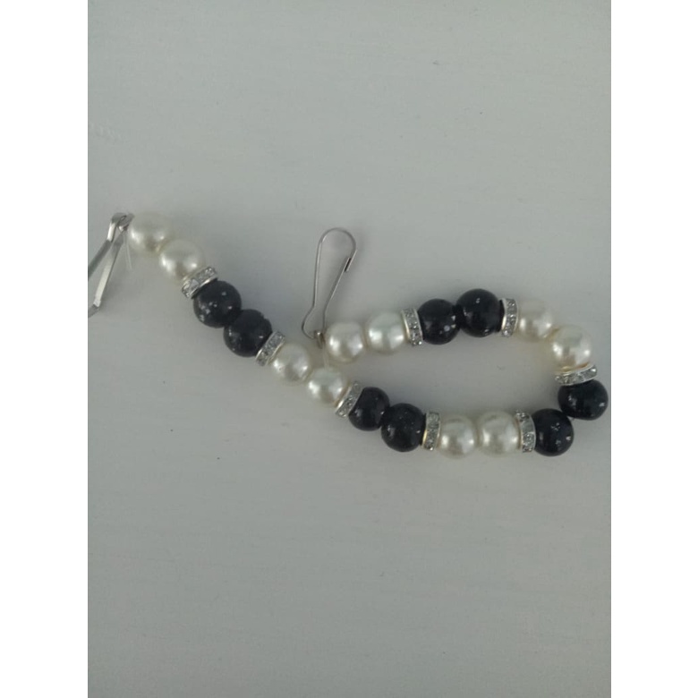 KONEKTOR MASKER HIJAB MUTIARA PUTIH HITAM CRISTALPENGAIT MASKER HIJAB