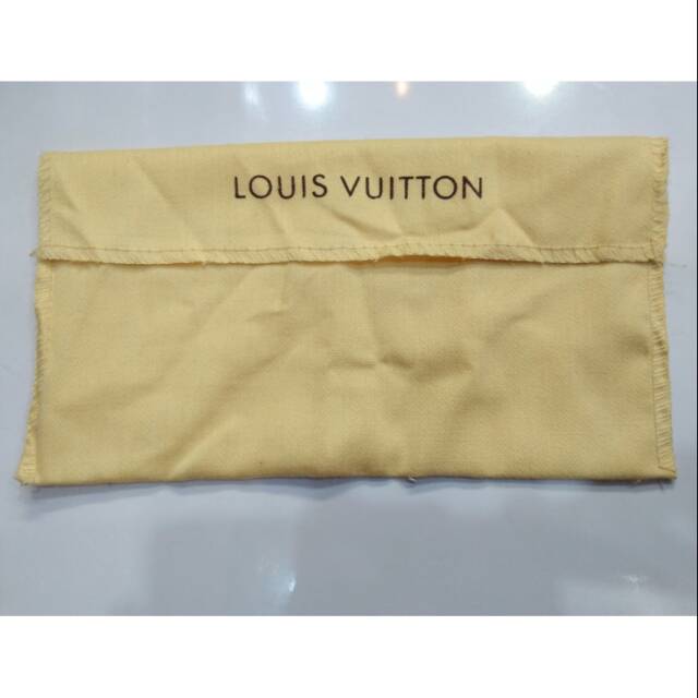 Sarung dompet LV import