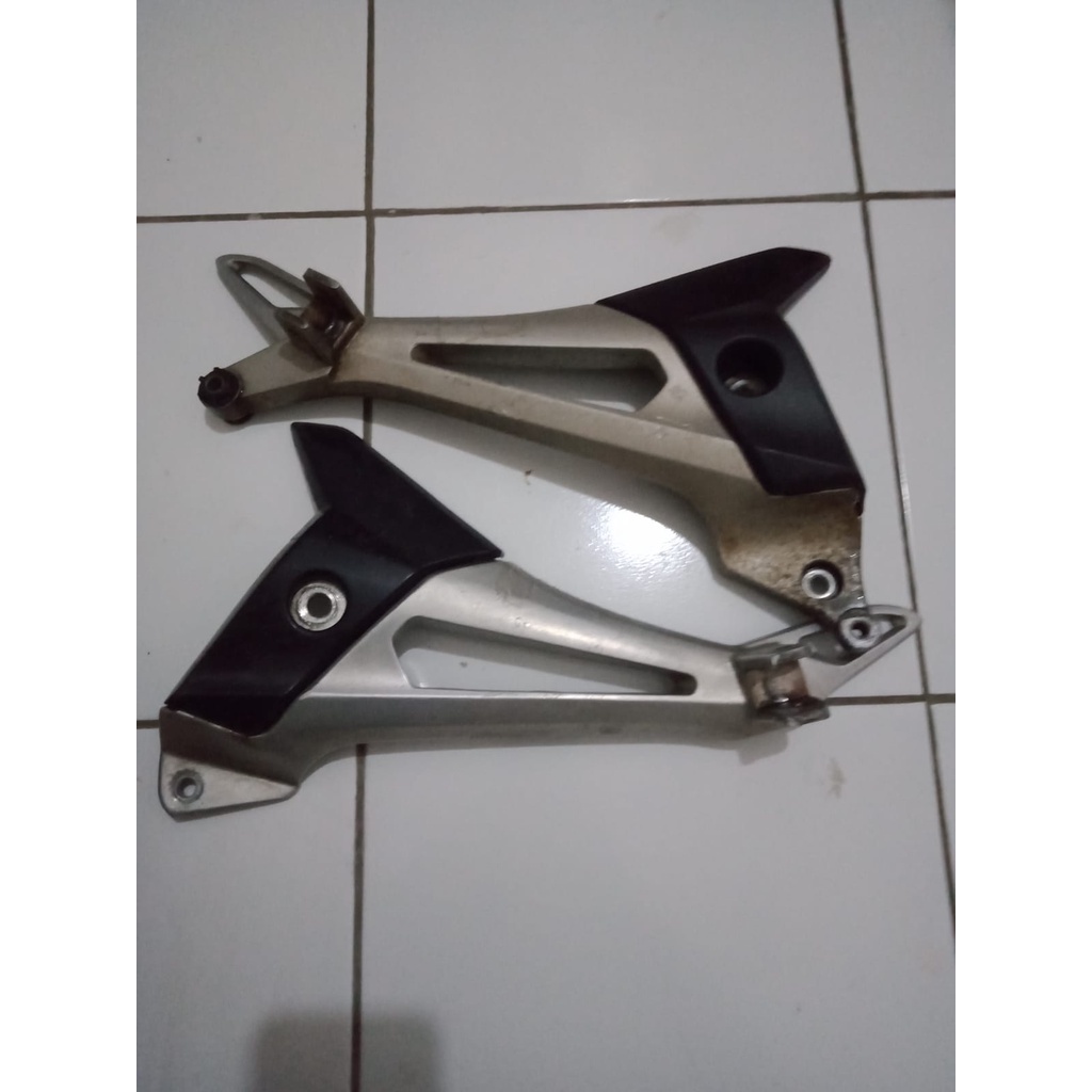 footstep postep belakang supra x 125 supra original