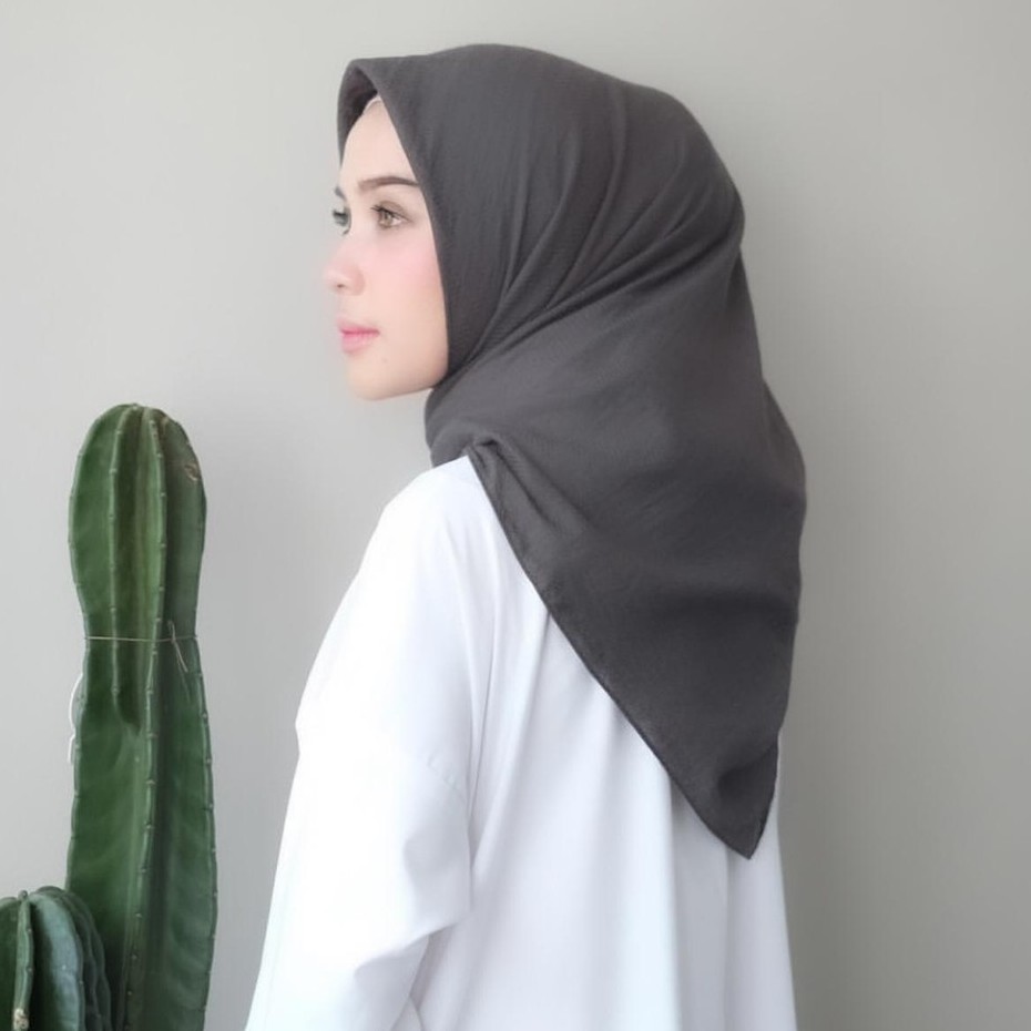 BELLA SQUARE Hijab Segiempat Warna Part1 Jilbab Pollycotton Premium [COD] [Go-Send]-LYLAC