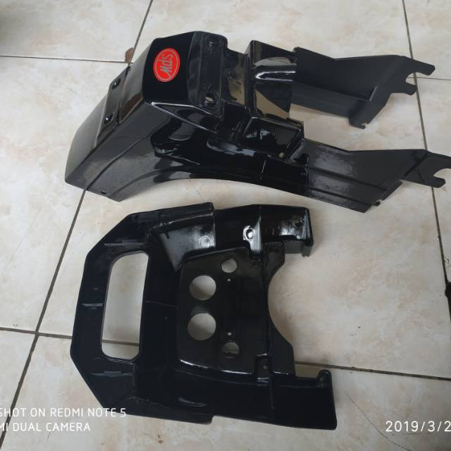 Spakbor belakang astrea 800