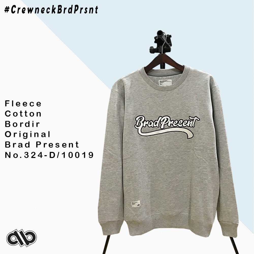 BRAD PRESENT ORIGINAL Sweater Crewneck cowok sweatshirt warna Grey with logo series art seri Gs404