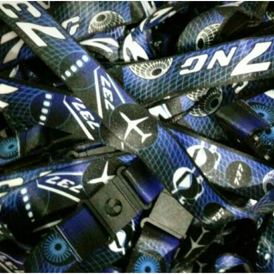 

Trendi Tali Id Card / Gantungan Lanyard Premium Boeing 737 Ng Diskon