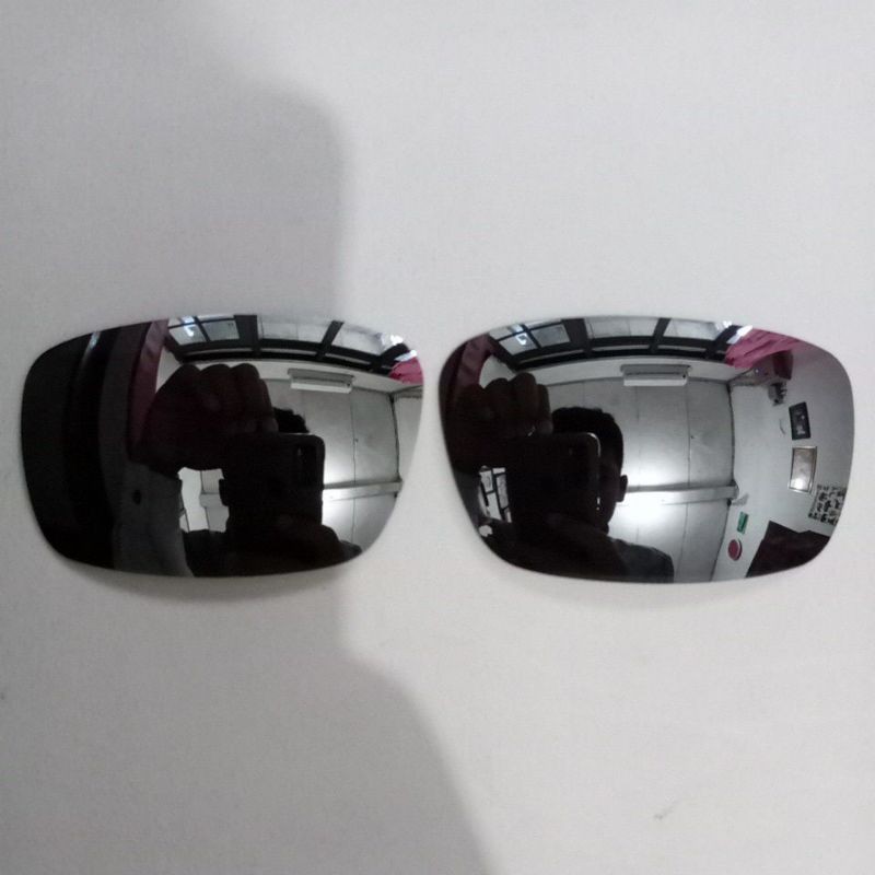 Oakley crankshaft silver titanium polarized lens