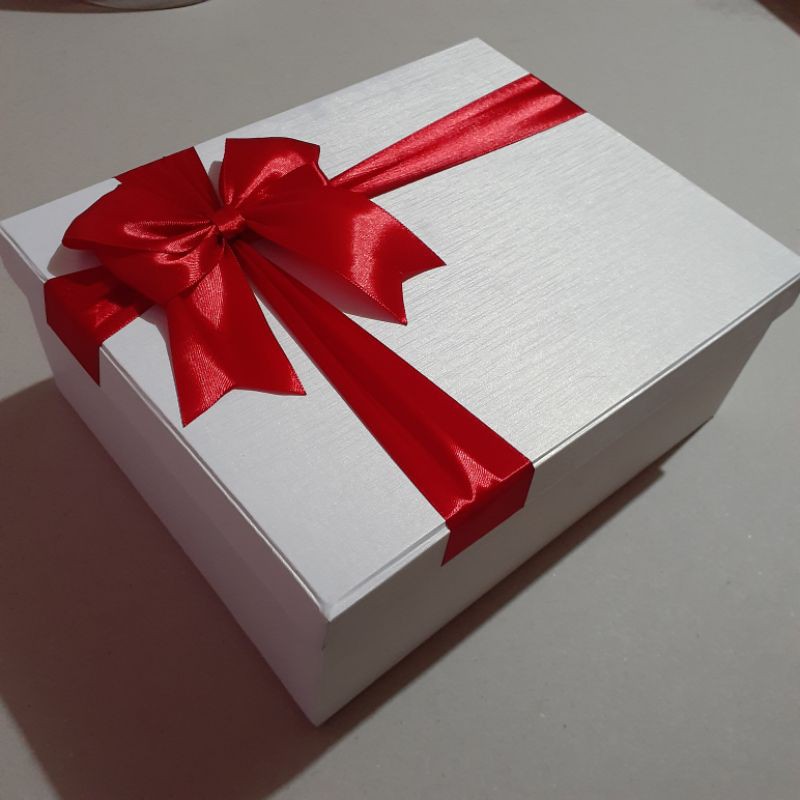 KOTAK HADIAH CUSTOM UKURAN PILIH WARNA VOLUMETRIK 3